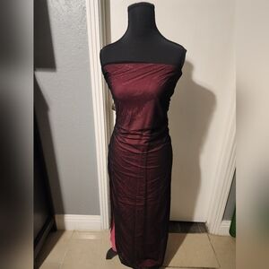 Nicole Miller Pink With Black Mesh Strapless Gown Size 8.